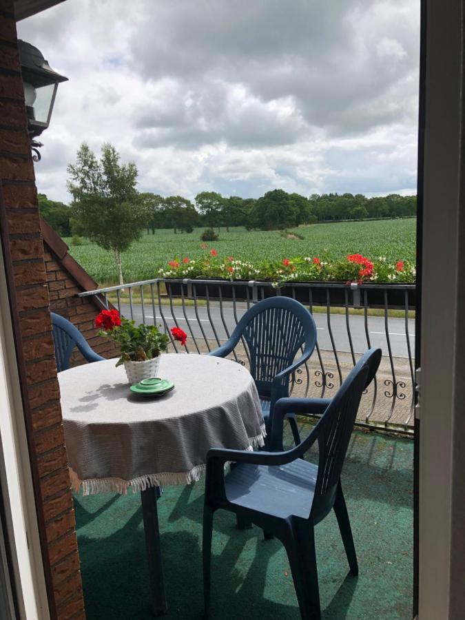 Birkengaststätte Hotell Wittmund Exteriör bild